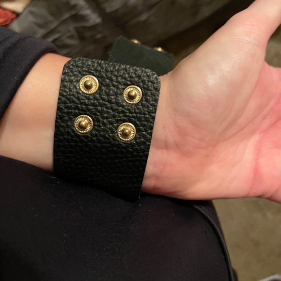 Faux leather bracelet - Picture 5 of 5